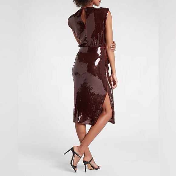 Express Sequin Midi Dress with shoulder pads Black style# 07806671 NWOT New - Picture 11 of 12